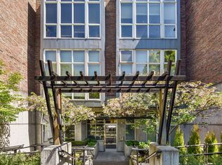 1812 19th Ave APT 214, Seattle, WA 98122