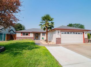 1247 Looking Glass Way, Medford, OR 97502