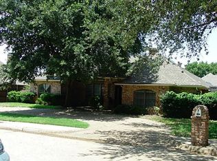5707 Twin Brooks Dr, Dallas, TX 75252