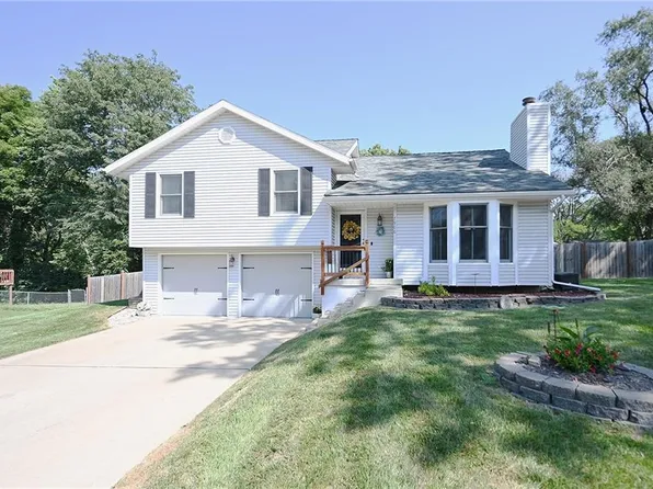 7906 Little Ln, Pleasant Valley, MO 64068