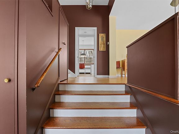 3rd image of 15 Laurel Road