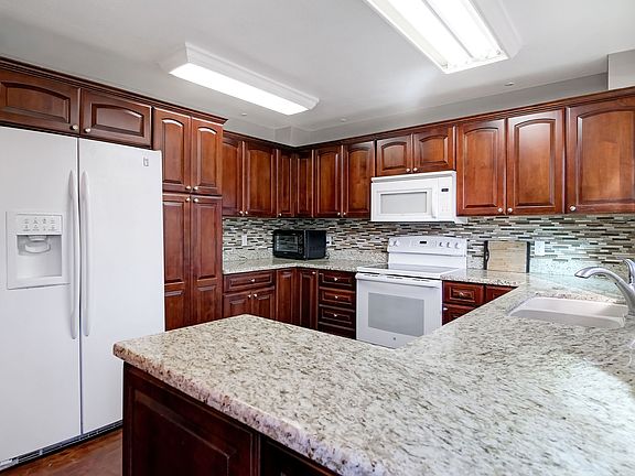 4th image of 7007 W Tonto Dr