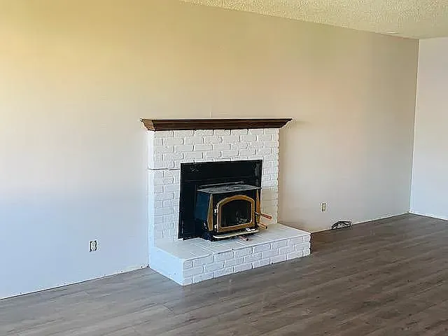 120 Cleveland St NE — Photo 8