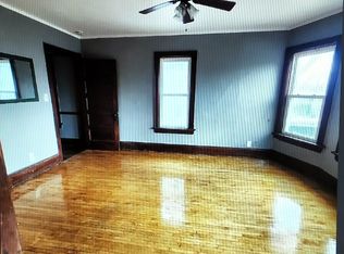 442 N 39th St APT 3, Milwaukee, WI 53208