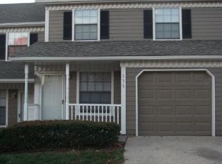 713 SW Lemans Ln, Lees Summit, MO 64082