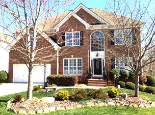2078 Solway Ln, Charlotte, NC 28269