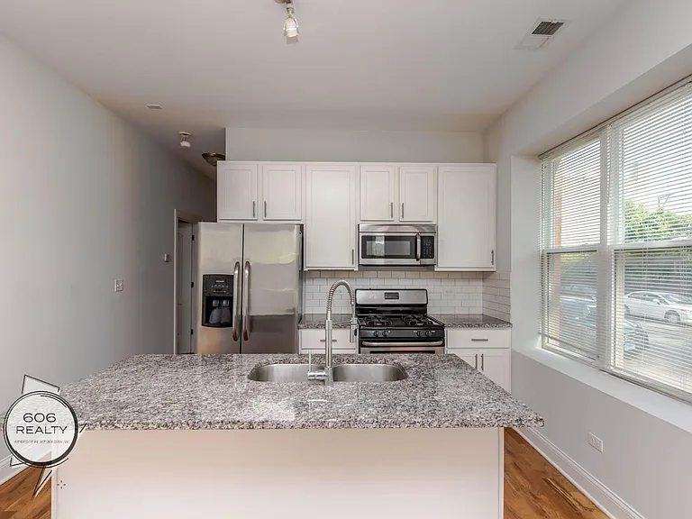 1503 N Talman Ave #1 — Photo 5