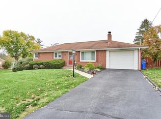 1920 Poplars Rd, York, PA 17408