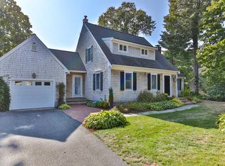 63 Emmons Rd, Falmouth, MA 02540