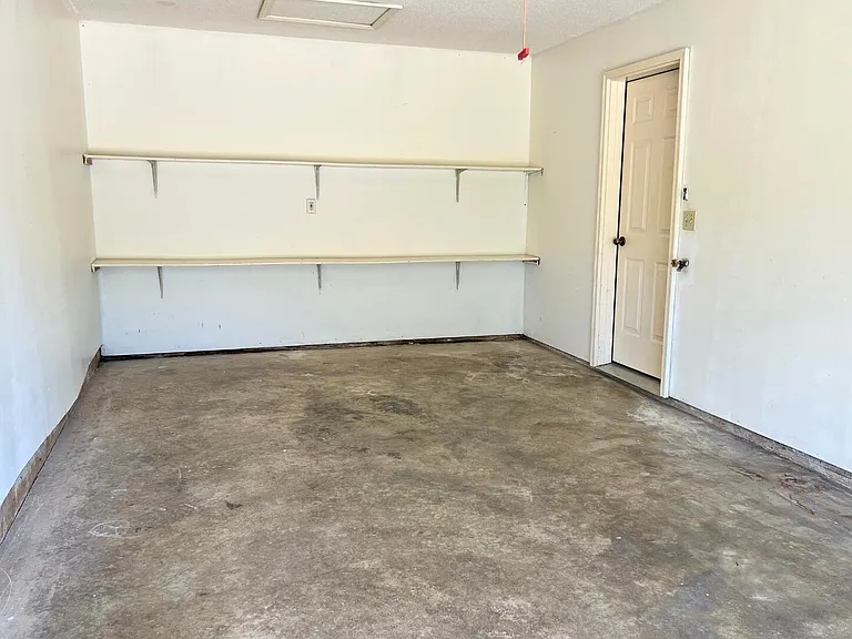 2509 Hollyhock Dr — Photo 42