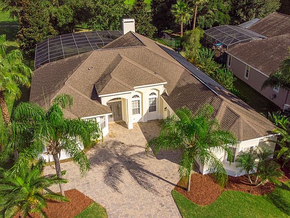 3 car side entry 802 sq ft!