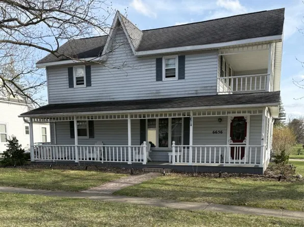 6656 3rd St, Cass City, MI 48726