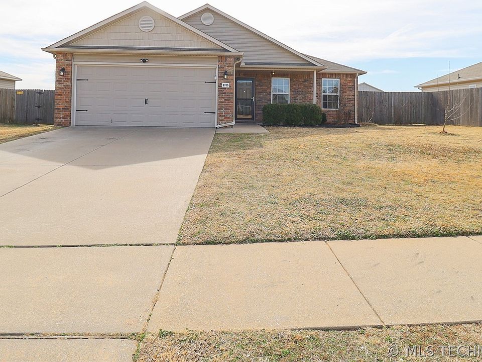 1st image of 2705 W Decatur St