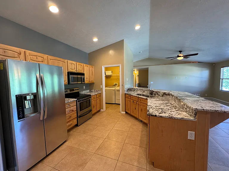 8291 S Water Oak Dr — Photo 2