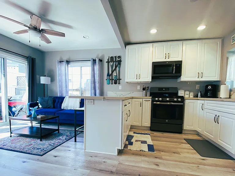 4834 Lotus St #1 — Photo 2