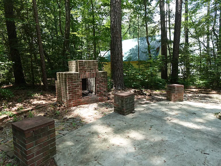 853 Eagles Nest Dr — Photo 14