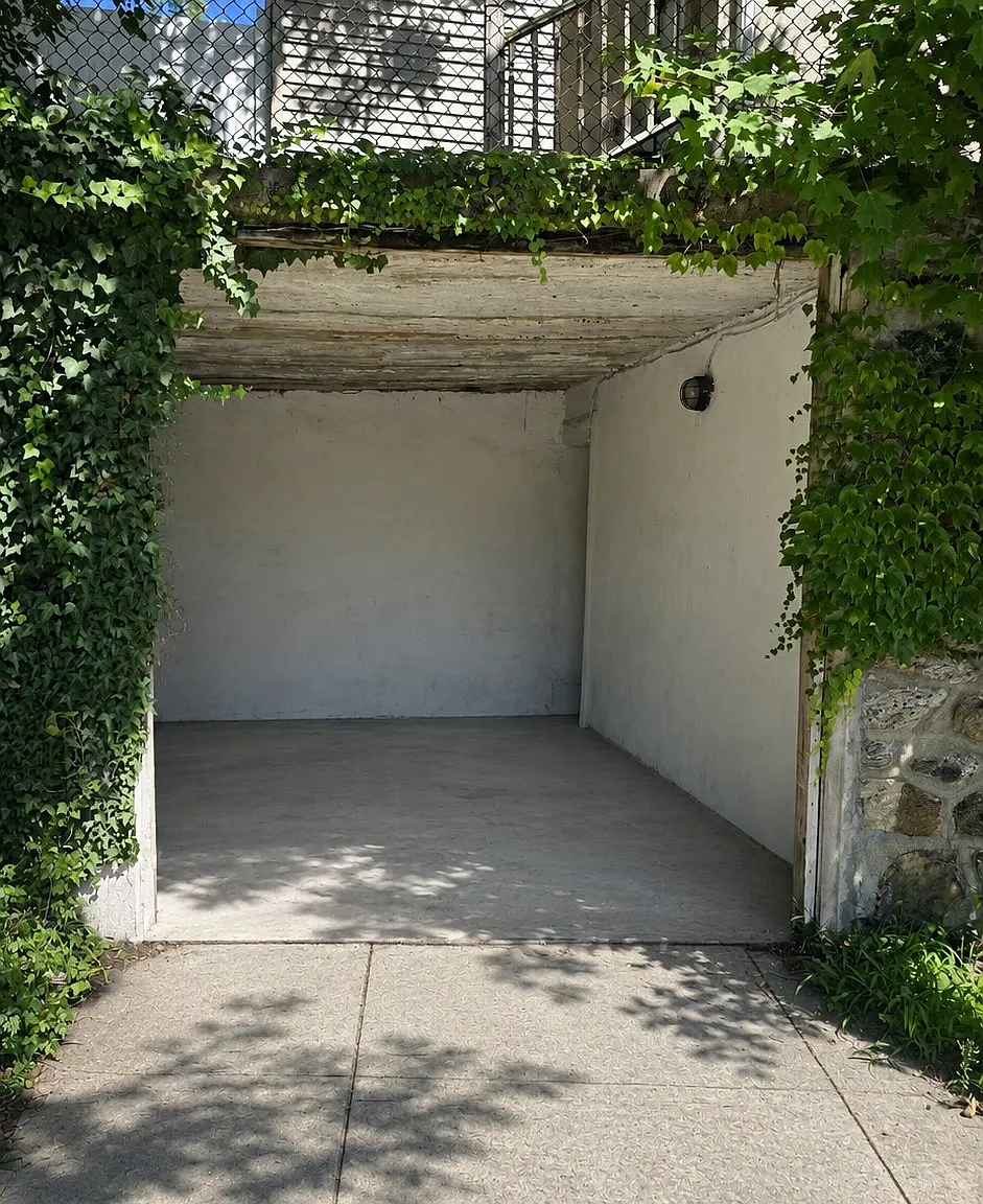 3 bed, 1374 sqft, $2,850 — Photo 3