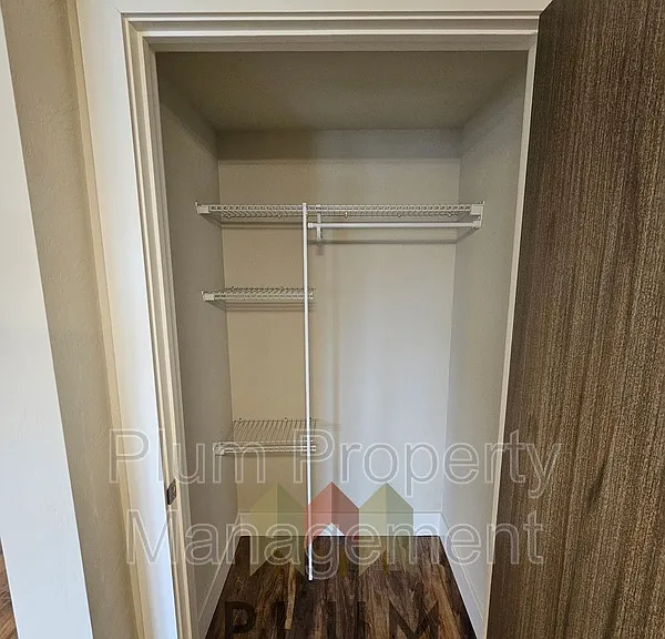 425 Michigan Ave #202 — Photo 18