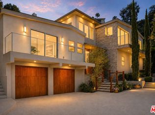 13611 Bayliss Rd, Los Angeles, CA 90049