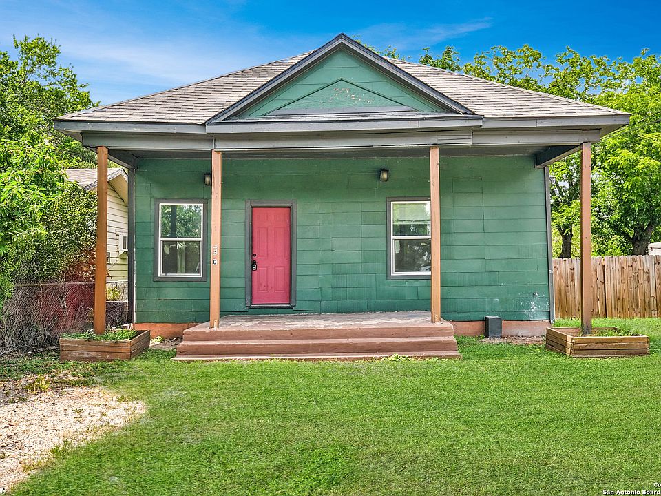1st image of 430 Aaron Pl