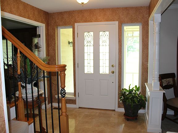 Bright entry
