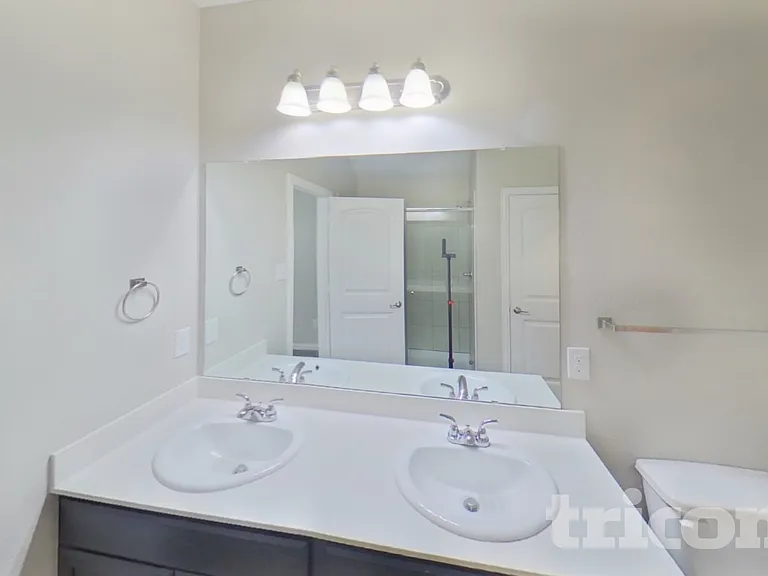 101 Cornell Ave — Photo 8