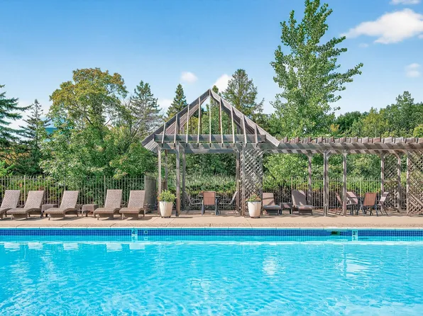 Oak Pointe Apartments