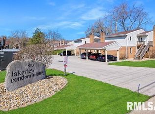 903 N Linden St APT 31, Normal, IL 61761