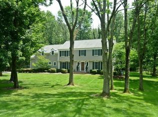 362 Grist Mill Dr, Basking Ridge, NJ 07920
