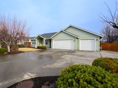 2163 NW Poplar Pl, Redmond, OR, 97756