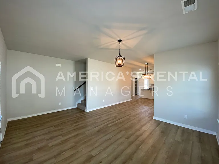 102 Edisto Cir — Photo 8