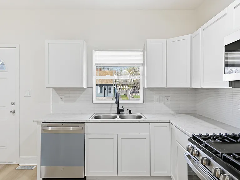 3023 E Michigan St — Photo 5