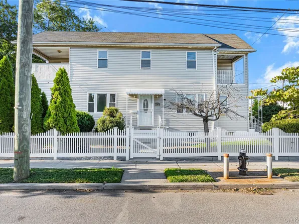 111-42 209th Street, Queens Village, NY 11429