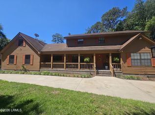 3 Cole Dr, Beaufort, SC 29907