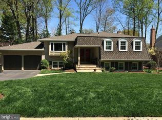 1205 Forestwood Dr, Mc Lean, VA 22101