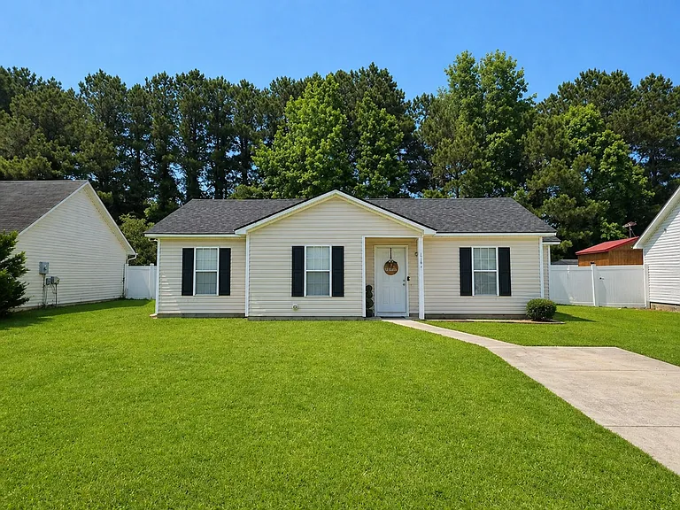 118 Sutton Dr — Photo 11