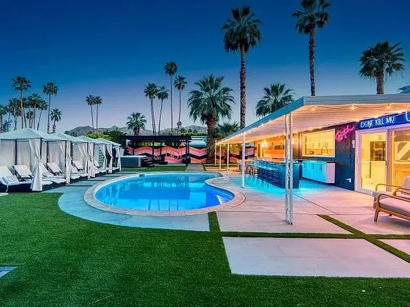 1344 S Farrell Dr, Palm Springs, CA 92264