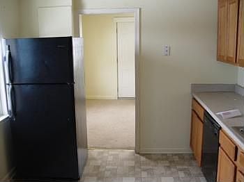 3rd image of 23 Chesapeake Ct