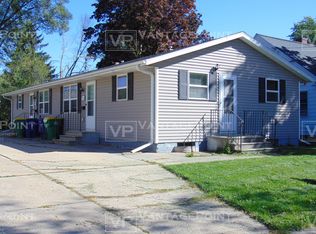 956 Langlade Ave, Green Bay, WI 54304