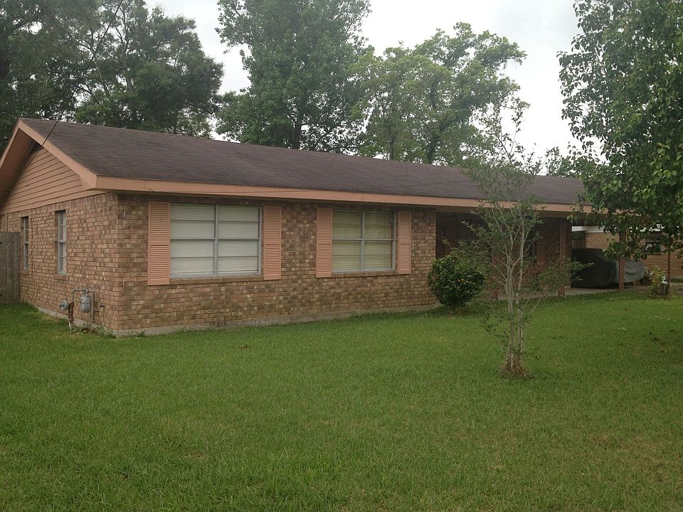 1st image of 1029 Ann St