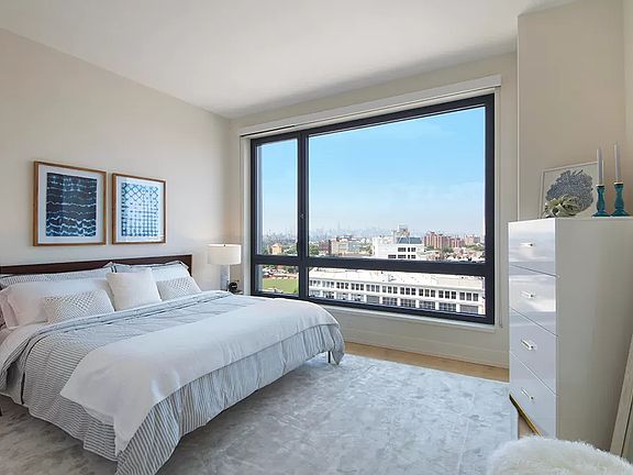 5th image of 550 Vanderbilt Ave APT 1601