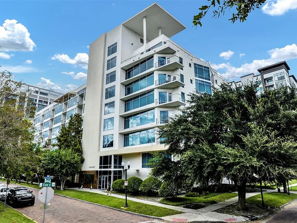 525 E Jackson St #508