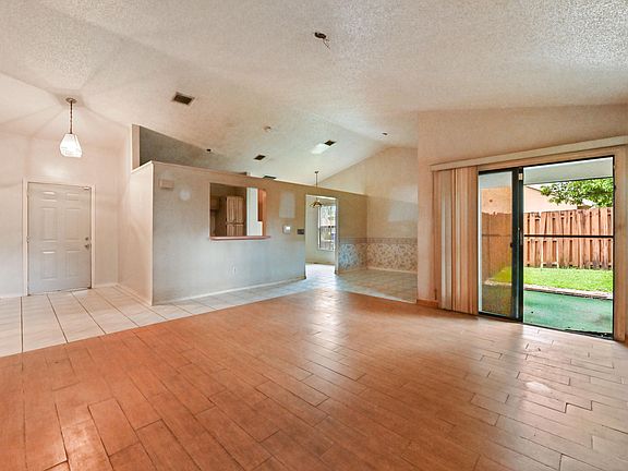 3rd image of 106 Sherwood Drive