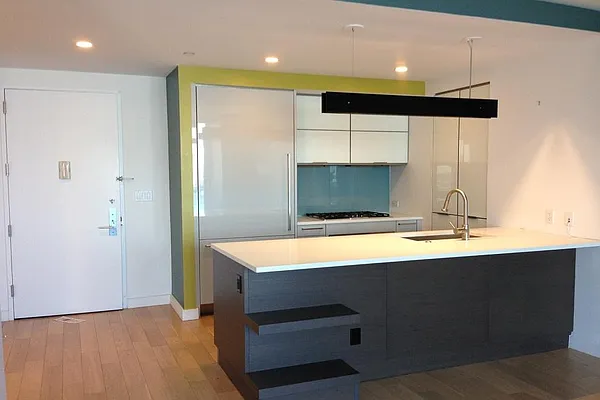 Rented by Corcoran | media 27