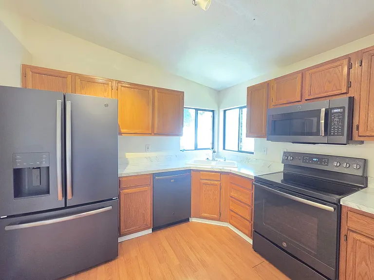 4908 W Lamar Ave — Photo 9