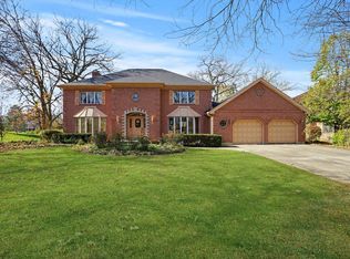 704 Brougham Ln, Oak Brook, IL