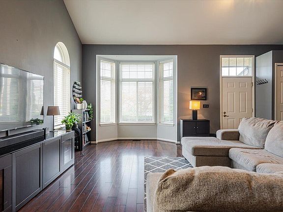 5th image of 7956 Thornhill Dr