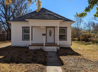 213 E Campbell St, Hutchinson, KS 67501