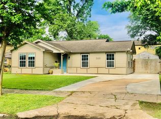 3110 Roe Dr, Houston, TX 77087