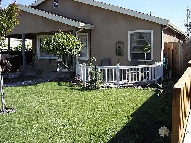 35 Viewmont Ave photo 1